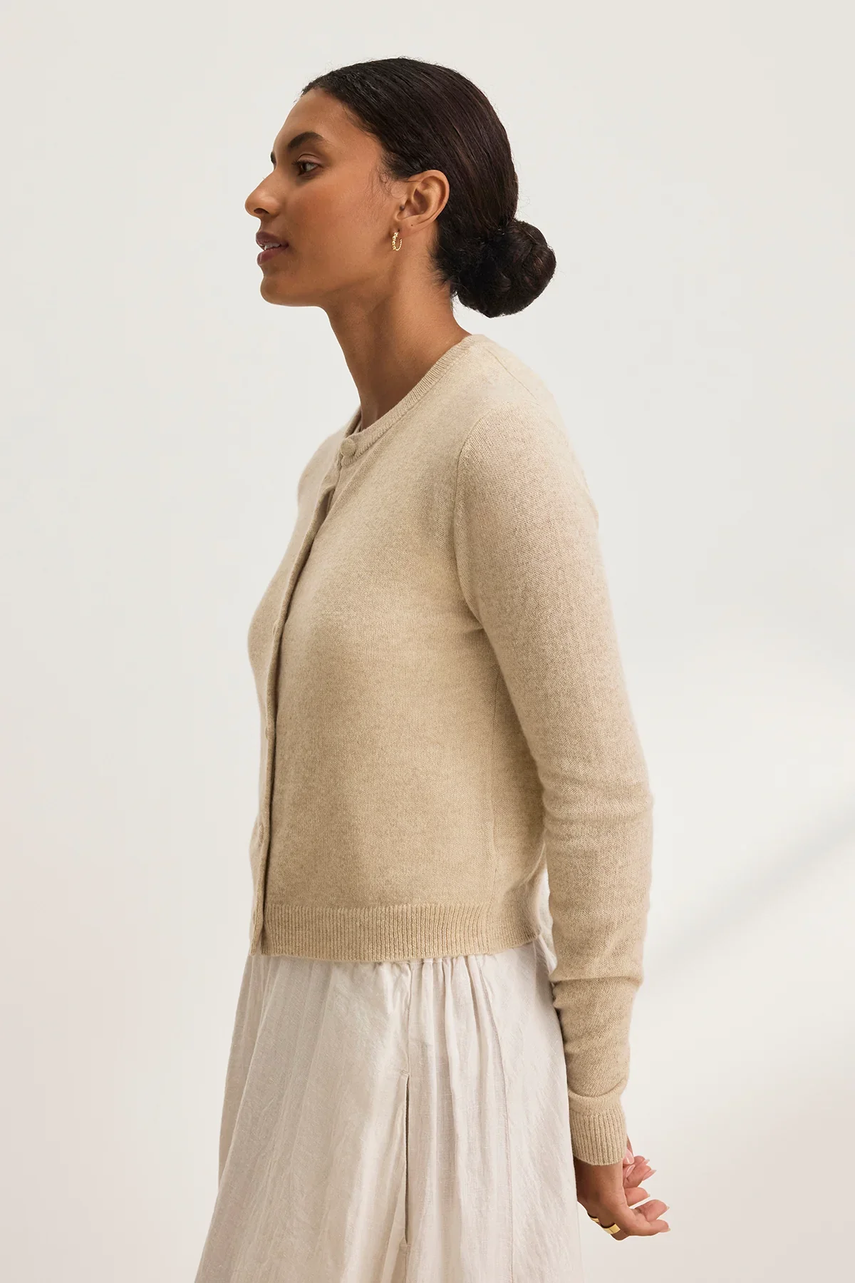 CHRICHET CARDIGAN IN OAT - Image 2