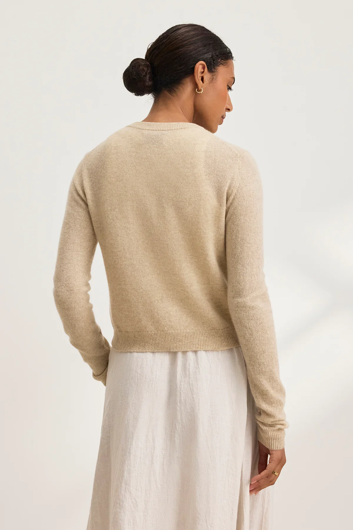 CHRICHET CARDIGAN IN OAT - Image 3