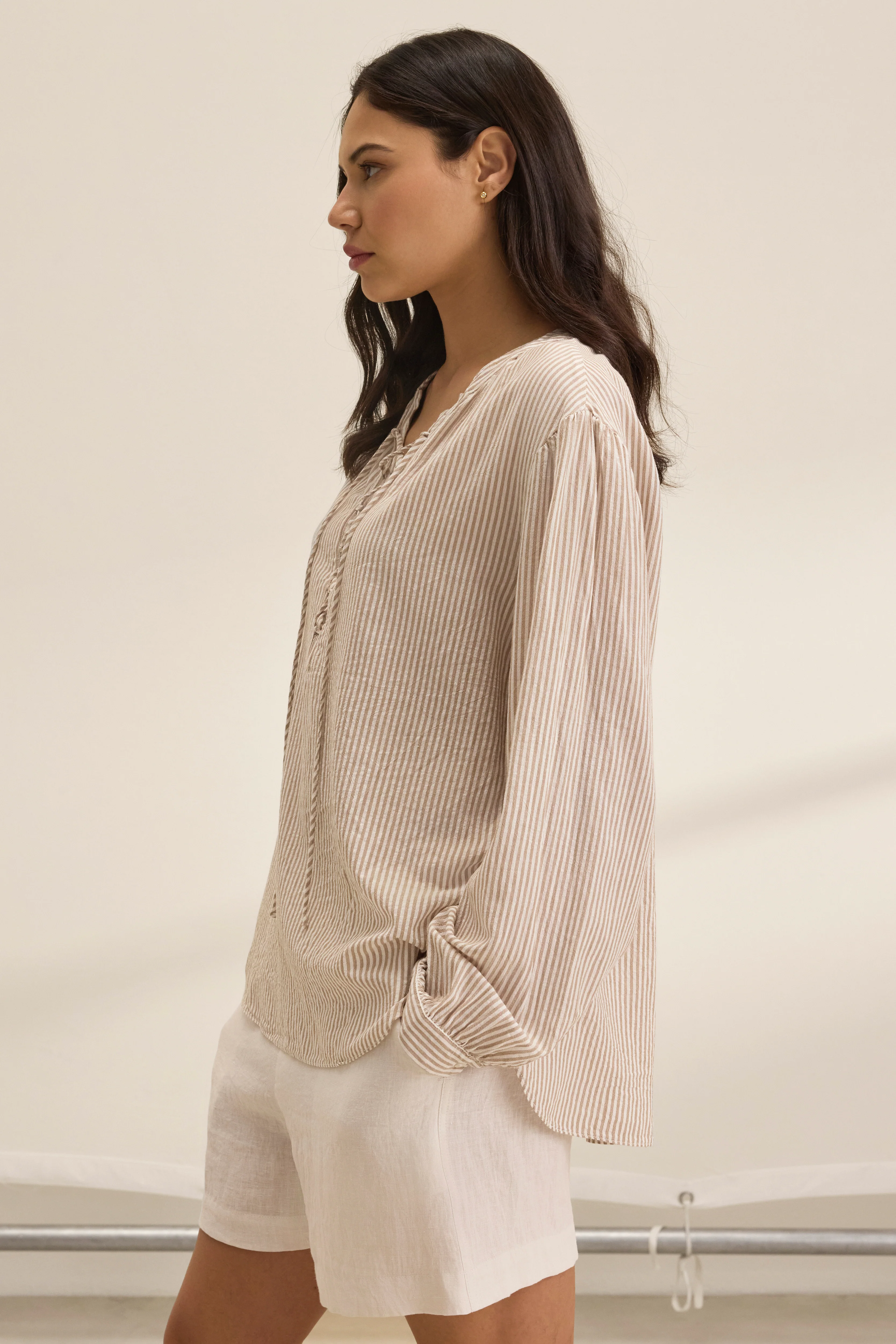 DEARA TOP IN OATMEAL - Image 3