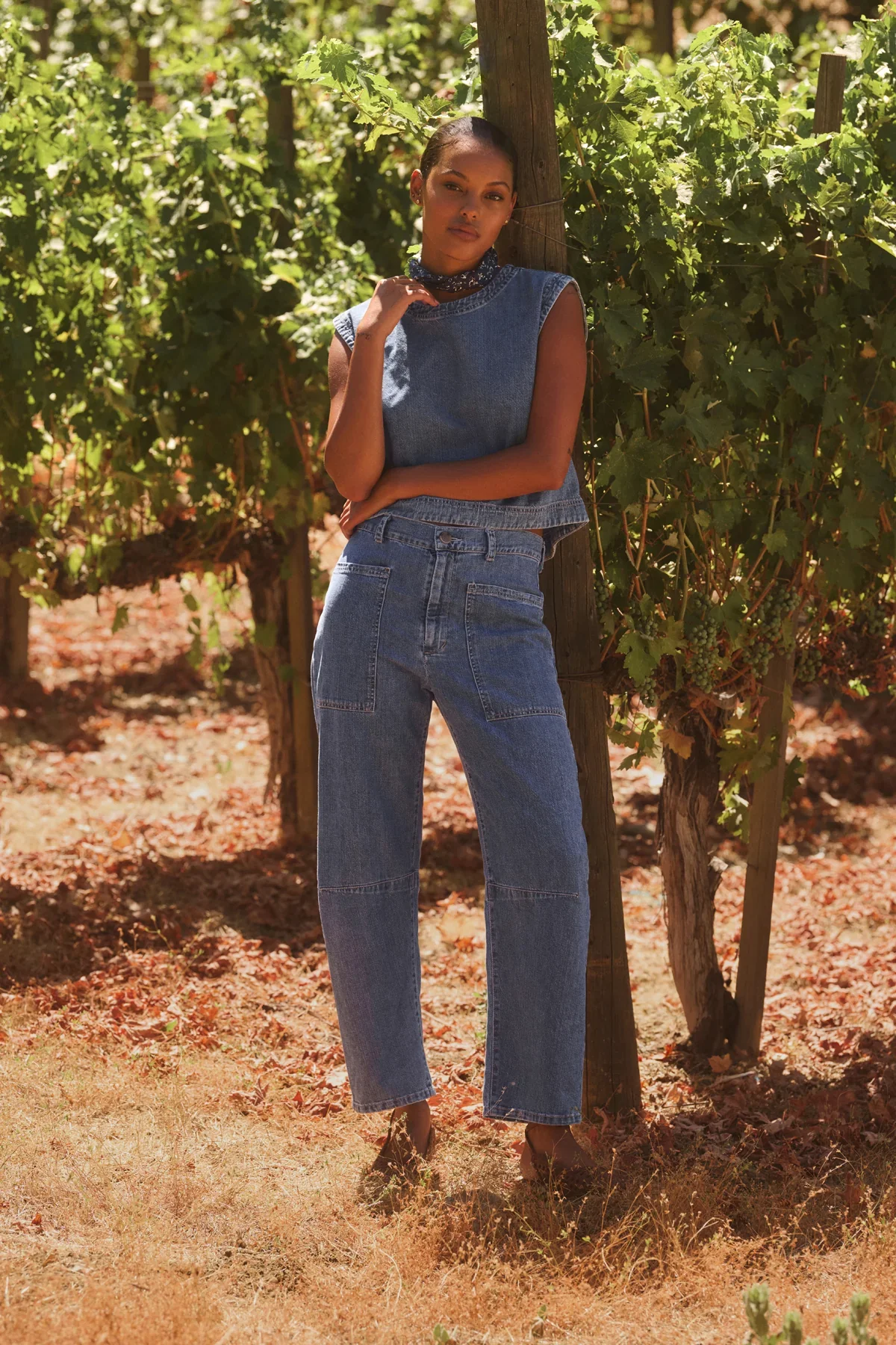 FARAH TROUSER IN INDIGO - Image 6