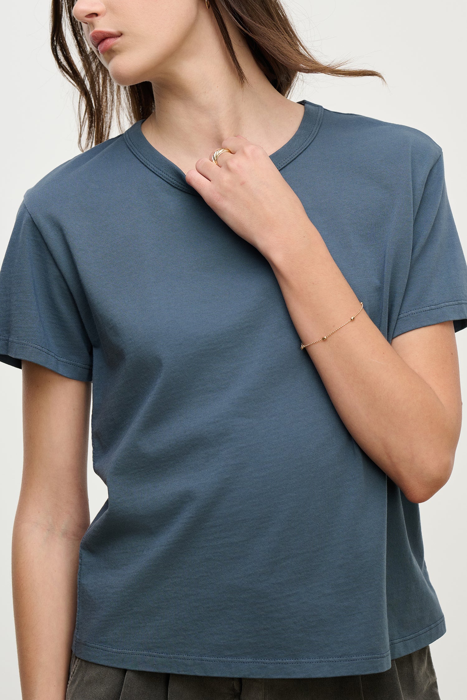 LEIGH T-SHIRT IN ANTWERP - Image 4