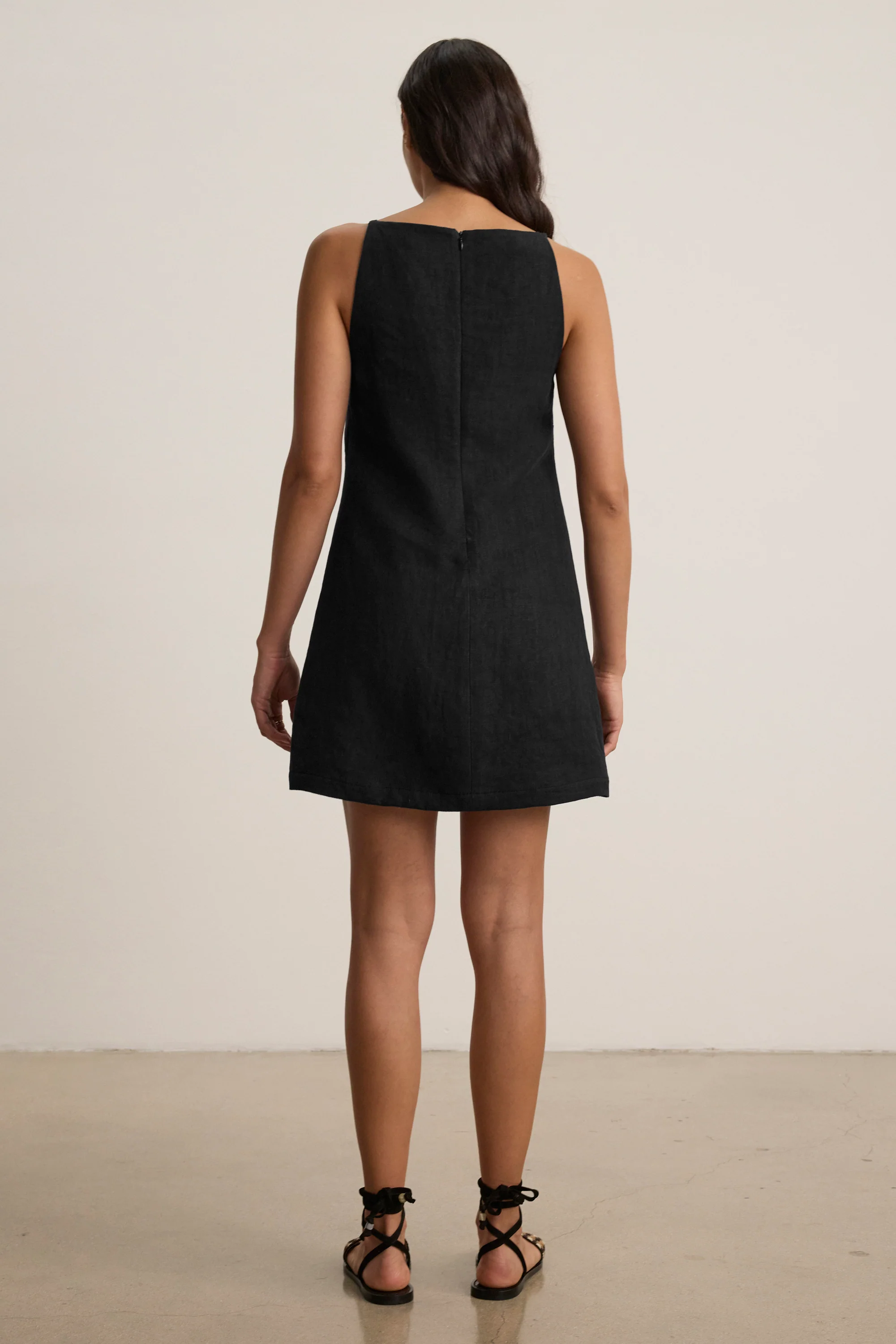 NARA DRESS IN BLACK - Image 3