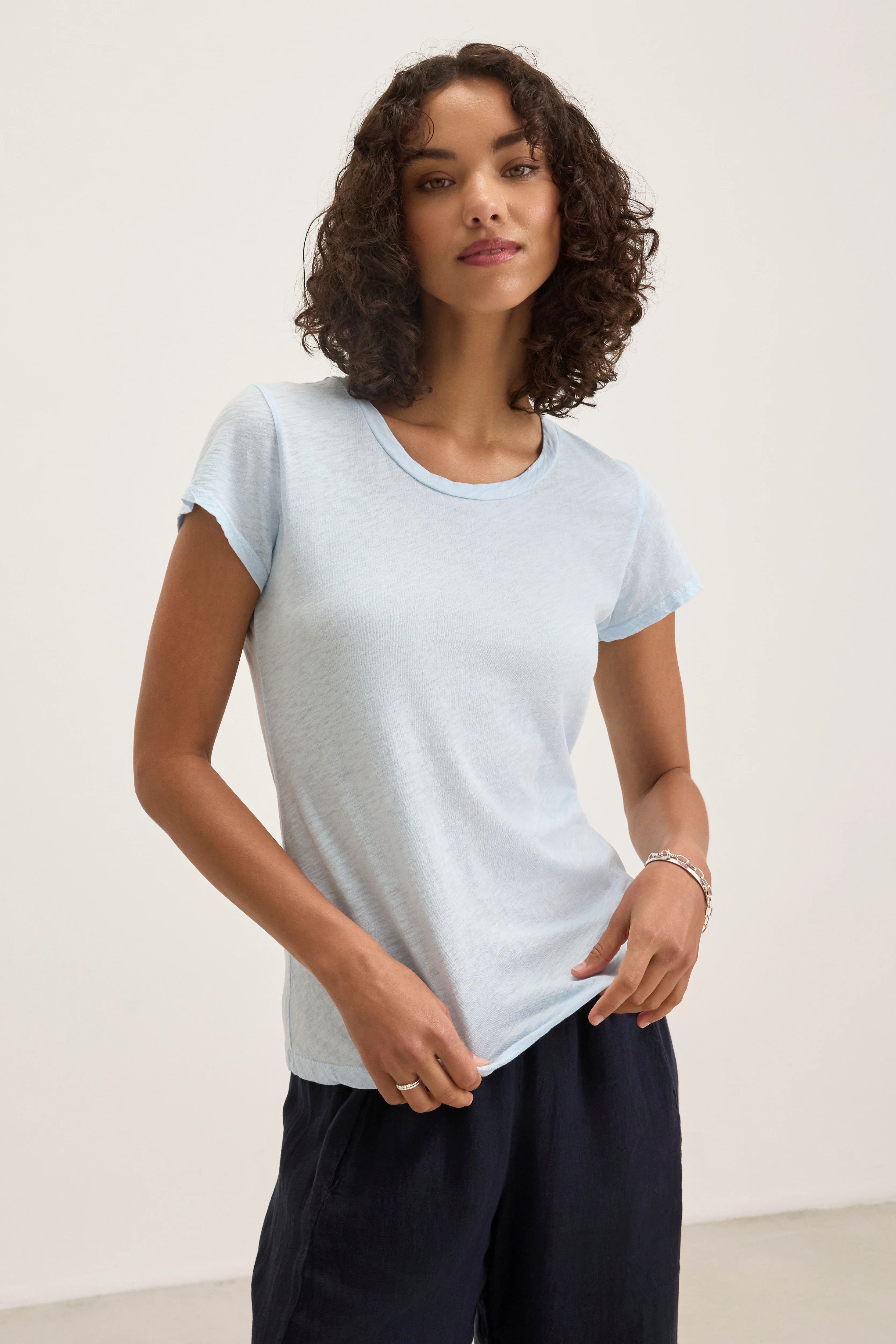 Outlet Tees & Tops
