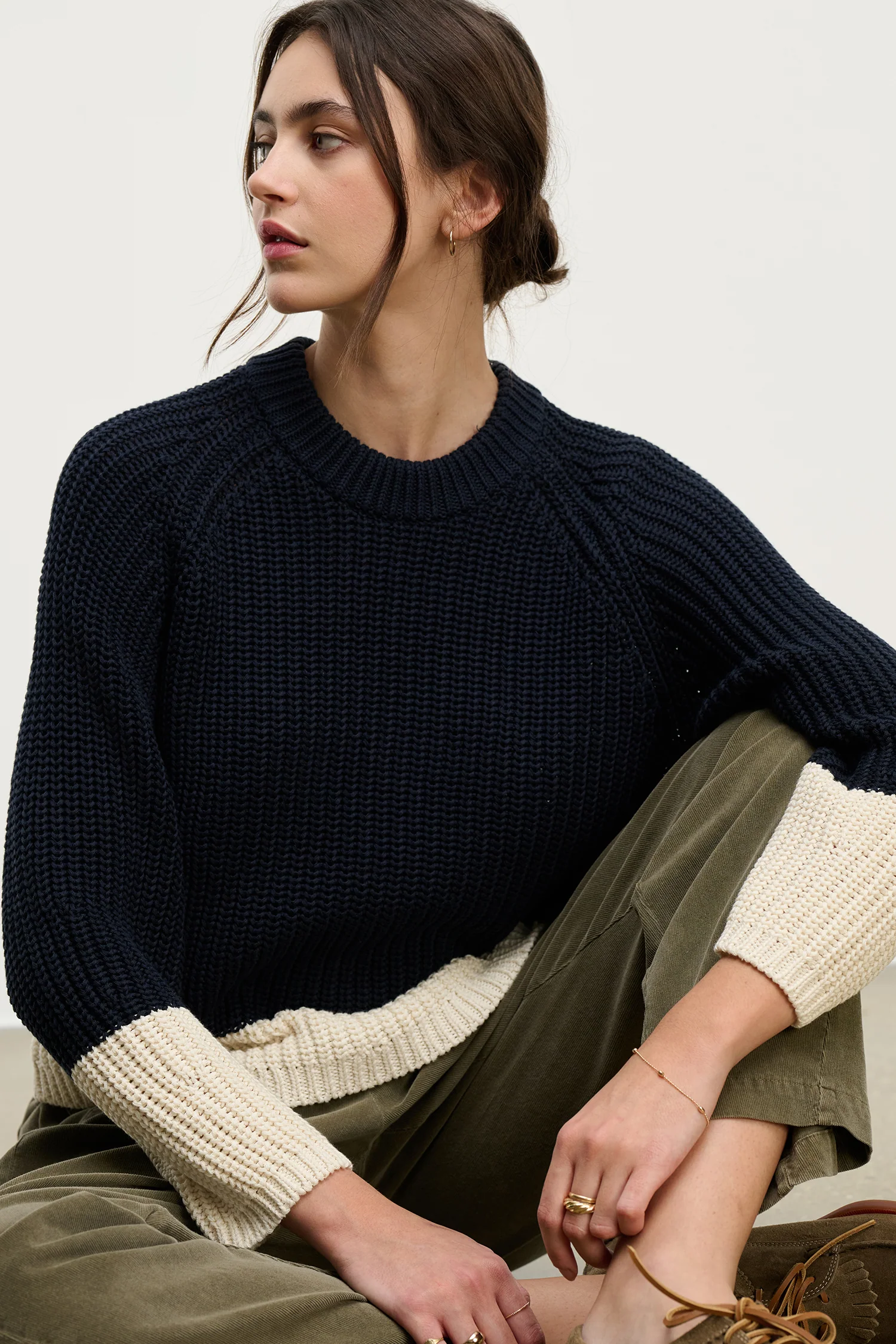 SHAY SWEATER IN NAVY - Image 7
