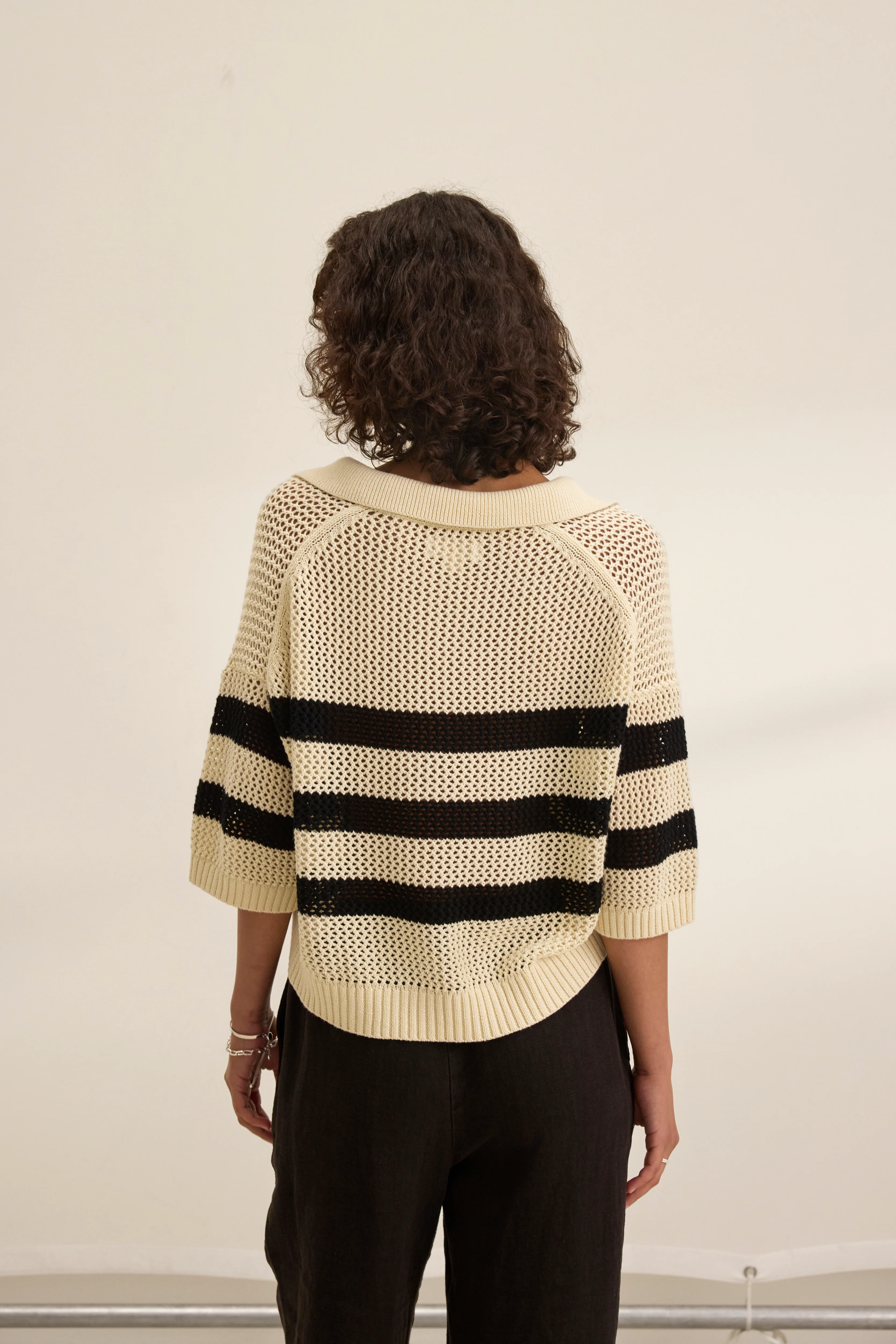 YORK COTTON CASHMERE MESH SWEATER POLO IN CREAM - Image 3